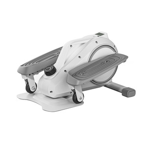 Mini <span class=keywords><strong>Elliptique</strong></span> d'Intérieur Modèle 6625 avec Résistance à Contrôle Magnétique et Roue Avant Motrice, Non Pliable - Product Image 2
