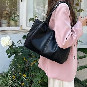 2025 nuevo nicho de moda, bolso de un solo hombro de gran capacidad para viajes diarios - Product Image 3