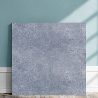 Surface texturée de carreaux de porcelaine en marbre antique gris mat de qualité supérieure 600x600mm pour salle de bain et sol et mur de villa