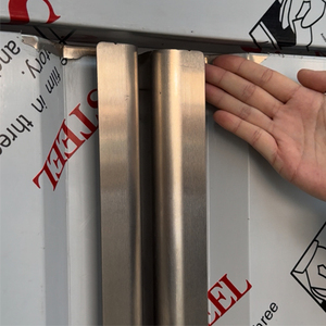 Congélateur vertical commercial de haute qualité à double porte en acier inoxydable pour supermarché et cuisine - Product Image 3