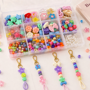 <span class=keywords><strong>Perles</strong></span> carrées en acrylique DIY pour la fabrication de bijoux, <span class=keywords><strong>lettres</strong></span> initiales en vrac, <span class=keywords><strong>perles</strong></span> de 10x10x10mm, trou d'environ 4mm, plastique/Lucite Newegg - Product Image 1