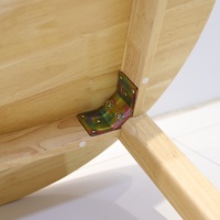 Table circulaire multifonctionnelle en bois massif pour les meubles des enfants d'âge scolaire, ensemble de meubles de maternelle