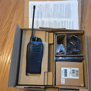 Radio Bidireccional Digital Icom IC-F1100D IC-F2100D, Transceptor Portátil IP67 Resistente al Agua, NXDN, 5W 1500mW, Audio Potente para Seguridad - Product Image 2