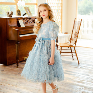 Robes pour filles juniors personnalisées en usine, à manches courtes, en jacquard, de haute qualité, avec jupe à plumes, pour fêtes d'enfants et spectacles d'anniversaire - Product Image 3