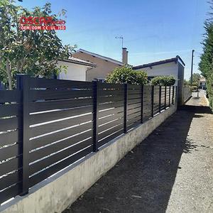 Panneaux de clôture en aluminium à lattes horizontales <span class=keywords><strong>4x8</strong></span> pour l'intimité, écoresponsables, pour <span class=keywords><strong>piscine</strong></span> et jardin extérieur - Product Image 1