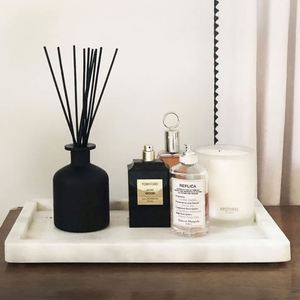 Diffuseur de parfum en verre rond noir avec boîte parfumée au charbon de bois - Product Image 3