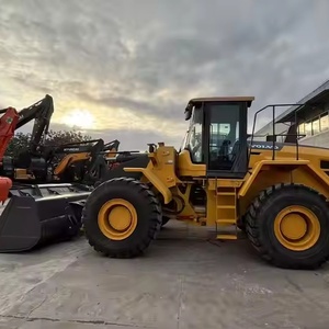 Chargeur frontal Volvo Performance puissante L105 Machine de construction tracteur chargeur d'occasion avec pompe moteur en vente - Product Image 6