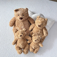 Peluche Ours JC Barcelona Mignon, Jouet en Peluche Doux, Décoration d'Intérieur, Cadeau Anti-Stress pour Amis, Cadeau d'Anniversaire