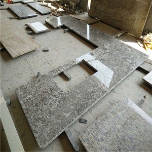 Plans <span class=keywords><strong>de</strong></span> travail en granit blanc d'Alaska, dessus <span class=keywords><strong>de</strong></span> bar avec motifs pré-coupés - Product Image 3