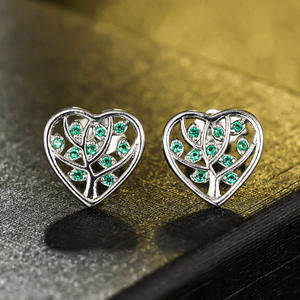 Orecchini a cuore placcati in argento con strass di cristallo verde per le donne, regalo romantico, gioielli, orecchini alla moda in lega - Product Image 3