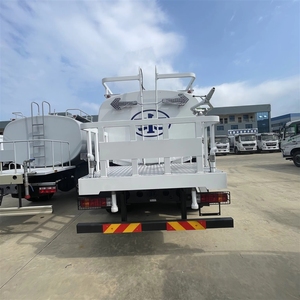 <span class=keywords><strong>Camión</strong></span> <span class=keywords><strong>Cisterna</strong></span> <span class=keywords><strong>de</strong></span> <span class=keywords><strong>Agua</strong></span> FAW <span class=keywords><strong>de</strong></span> 20 Toneladas, Euro3 5 6x4, <span class=keywords><strong>5000</strong></span> <span class=keywords><strong>Galones</strong></span> (20,000 Litros), para Limpieza <span class=keywords><strong>de</strong></span> Carreteras - Product Image 4