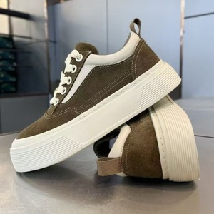 2026 New Spring Men's <b>Sneakers</b> Frosted <b>Leather</b> Thick Bottom Shoes High Quality Trendy Wear-resistant Casual Shoes - Product Image 2
