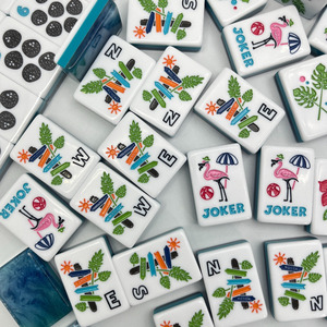 Juego <span class=keywords><strong>de</strong></span> Mahjong Americano Transparente Azul con Diseño <span class=keywords><strong>de</strong></span> Barco <span class=keywords><strong>de</strong></span> Vela <span class=keywords><strong>de</strong></span> 3 Capas para Fiestas y Entretenimiento, Ideal para Vacaciones Tropicales en <span class=keywords><strong>la</strong></span> Playa - Product Image 1