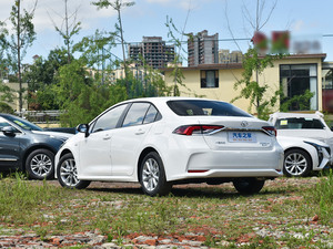 Toyota Corolla hybride d'occasion, voiture bon marché, 1.6l CVT, conduite à gauche, Chine, prix bas, berline de marque, véhicules en stock, voitures à essence, <span class=keywords><strong>mini</strong></span> voitures - Product Image 2