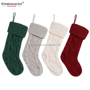 Vente en gros <span class=keywords><strong>de</strong></span> chaussettes <span class=keywords><strong>de</strong></span> décoration d'arbre <span class=keywords><strong>de</strong></span> père Noël bas suspendus <span class=keywords><strong>de</strong></span> cheminée sacs <span class=keywords><strong>de</strong></span> bonbons bas <span class=keywords><strong>de</strong></span> Noël tricotés au <span class=keywords><strong>crochet</strong></span> en diamant - Product Image 1