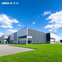 Usine de fabrication de bâtiments industriels en structure métallique préfabriquée, projet d'assemblage de charpentes préfabriquées