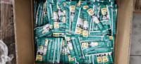 Service OEM Usine Chinoise Vente en Gros Bâtonnets de Sauce Mâchable pour Chat 15g Poulet Citrouille Thon Friandises pour Chat Nourriture Humide pour Animaux de Compagnie Vente en Gros