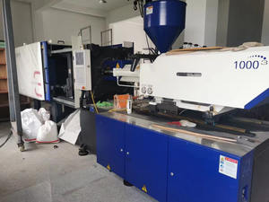 Haitian 250 tonnes machine de moulage par injection plastique d'occasion servomoteur MA2500 avec nouvelle machine d'injection de table et de chaise malking - Product Image 4