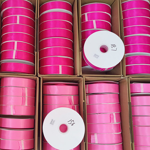 Vente en gros de rubans de satin 100% polyester 4cm 100yard rouleau de ruban mélange de couleurs sangle décoration cadeau rubans de noël - Product Image 4