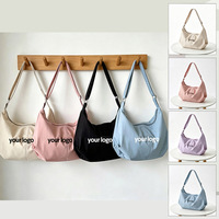 Tas Selempang Hobo Nilon Qetesh Logo Kustom Warna Macaron Tali Dapat Disesuaikan Kapasitas Besar Kasual Wanita Tas Bahu Crossbody