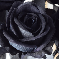 Bunga buatan dekoratif buatan tangan hijau tanaman murni mawar hitam buket gelap Gothic flanel sutra Flo