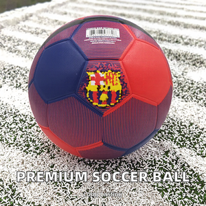 Ballon de sport professionnel personnalisé en cuir PU imperméable à 5 faces pour le football, disponible en différentes couleurs - Product Image 4