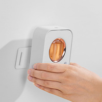 Distributeur de désodorisant électronique à piles Home essentials diffuseur d'huile sans eau à pulvérisation automatique