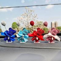 Ornement de voiture Ours de dessin animé tenant un ballon, style coréen créatif incrusté de diamants, kits d'intérieur pour décoration de gâteaux, cadeau pour voiture