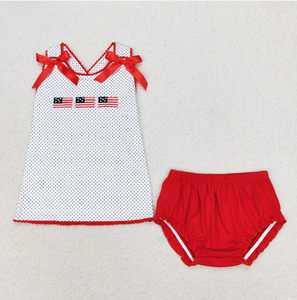 Tenues pour bébés filles avec drapeaux du 4 juillet et short Bummie - Product Image 6