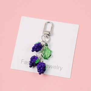 Llavero de Frutas Estilo Coreano, Adorno para Estuche de AirPods con Colgante de Fresa/Cereza/Limón/Piña/<span class=keywords><strong>Uva</strong></span>/Banana - Product Image 3