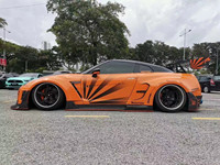Kit carrosserie en fibre de carbone ROBOT pour Nissan GTR R35, comprenant pare-chocs avant et arrière, jupes latérales et capot, kit largeur de carrosserie Robot