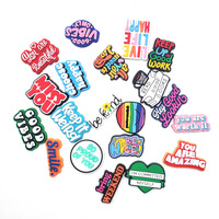 Thiết Kế Motivational Sayings Nhựa Croc Giày Charms PVC New Clog Giày Charms Trẻ Em Quà Tặng Sinh Nhật Bán Buôn Giá Rẻ Crocs Charms