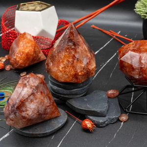 Esfera de Cristal de Cuarzo de Fuego Natural Tallada en Diamante para Equilibrio Energético y Fines Decorativos, Venta al Por Mayor - Product Image 4