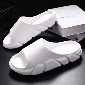 Pantoufles blanches en EVA pour hommes, chaussures de plage d'été à semelle épaisse, sandales d'intérieur et d'extérieur à une sangle, taille 40 41 42 43 44 45 - Product Image 1