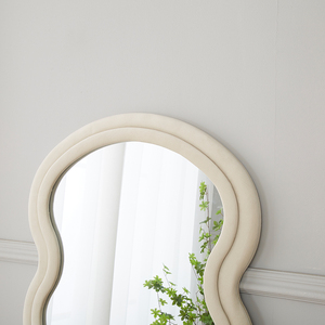 <strong>Lean</strong> <strong>Wall</strong> Floor Full Length Wavy <strong>Mirror</strong> Led Light Large Size Floor Standing Wave Fragola Flock Dressing <strong>Mirror</strong> - Product Image 4