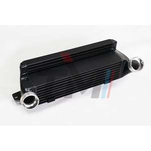 Intercooler frontal de aluminio TM PERFORMANCE con tubo y aletas para BMW Serie 3 E90 <span class=keywords><strong>E91</strong></span> E92 E93 <span class=keywords><strong>325D</strong></span> 330D 335D 335i Escape - Product Image 1