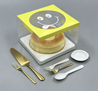 Boîte de boulangerie jetable carrée transparente en PET écologique avec couvercle imprimé pour l'emballage de gâteaux, sandwichs, fruits et desserts