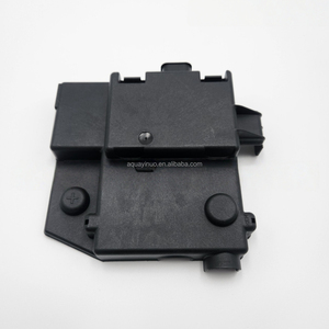 Couvercle de boîtier de fusibles et de <span class=keywords><strong>batterie</strong></span> 68109570AA pour Ram ProMaster 1500 Pro Master 2500 ProMaster 3500 Jeep Compass <span class=keywords><strong>Fiat</strong></span> <span class=keywords><strong>500X</strong></span> - Product Image 3