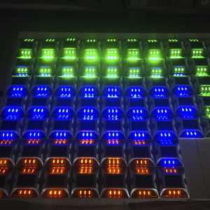 Ojo De Gato Con Panel surya, De Carga Rapida Beacon <span class=keywords><strong>LED</strong></span> berkedip mata kucing Jalan tenaga surya kancing lampu berkedip - Product Image 5