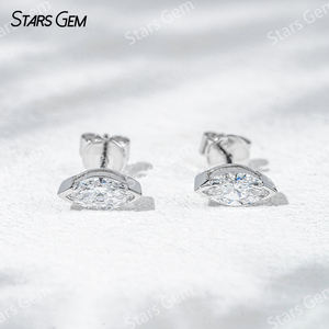 Boucles d'oreilles unisexes de luxe Starsgem en or massif 18 carats avec diamant de laboratoire taille marquise 0,6 ct 3,5x7 mm, couleur D - Product Image 4