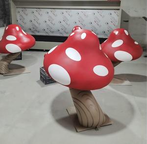 Sculpture de <span class=keywords><strong>champignon</strong></span> de dessin animé en fibre de verre pour extérieur, décoration de statue, fabrication directe d'usine - Product Image 3