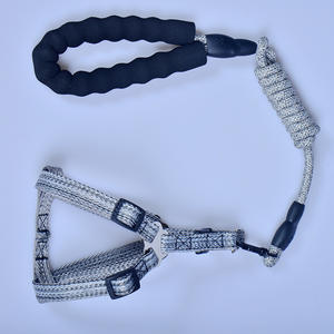 नए कुत्ते के कपड़े ब्रेडेड कर्षण रस्सी बहुकोलर छाती स्ट्रैप पहनने के लिए प्रतिरोधी आउटडोर कुत्ते चलने का - Product Image 6