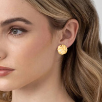 Boucles d'oreilles carrées géométriques martelées classiques tendance en acier inoxydable plaqué or 18 carats HOVANCI Minimalist