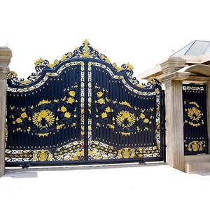 Puerta de <span class=keywords><strong>Hierro</strong></span> Forjado de Lujo Personalizada <span class=keywords><strong>con</strong></span> Detalles en Dorado para una Entrada Elegante en Viviendas Residenciales <span class=keywords><strong>y</strong></span> un Diseño Exterior Moderno para Villas - Product Image 1