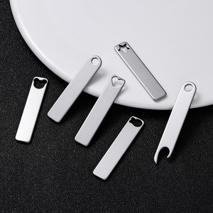 Étiquettes vierges en acier inoxydable, petites, pour accessoires de bijoux DIY, en forme de cœur, étoile, ours, poisson, ouvre-bouteille rond, pour colliers et bracelets - Product Image 1