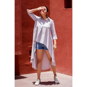 Chemise asymétrique à volants en coton tissé à pois brodés Miranda pour femme |   Vêtements de resort et décontractés - Product Image 1