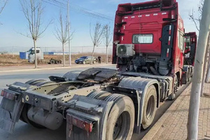 Camión Tractor Usado de Alta Calidad 6x4 550HP 10 Ruedas Euro 5 a Bajo Precio con Garantía Confiable en Venta - Product Image 3