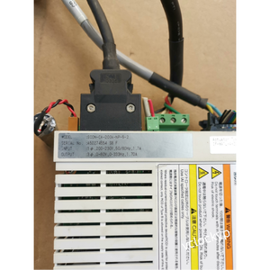 Contrôleur IAI SCON-CA-200A-NP-5-2 pour cylindre robotique 24V NPN de type impulsionnel, d'occasion - Product Image 4