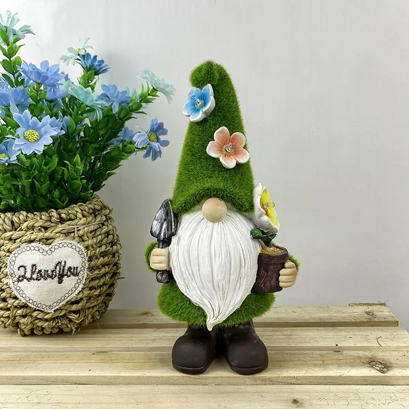 Redeco New Arrival Cute Solar Led Light Dwarf Tree Gnome Diy Gnome Statue Resin Garden Gnome Home Courtyard Layout Decorative