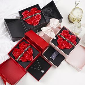 TC Barato Personalizado Doble Puerta Abierta Cajón Embalaje Anillo Collar Caja San Valentín Día DE LA Madre Regalos Forma de Corazón 9 Rose Joyero - Product Image 1